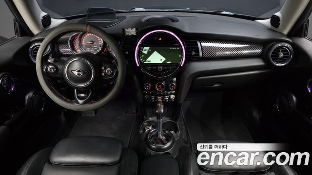 Mini Cooper 2019 — photo 10