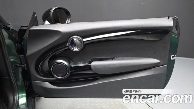 Mini Cooper 2019 — photo 15