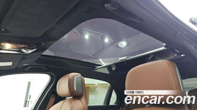 BMW 7-Series 2023 — photo 24