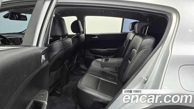 Kia Sportage 2022 — photo 12