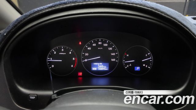 Hyundai Starex 2020 — photo 11