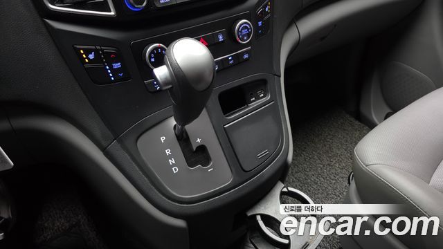Hyundai Starex 2020 — photo 12
