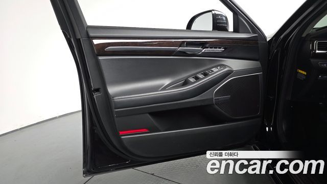 Genesis EQ900 2018 — photo 14