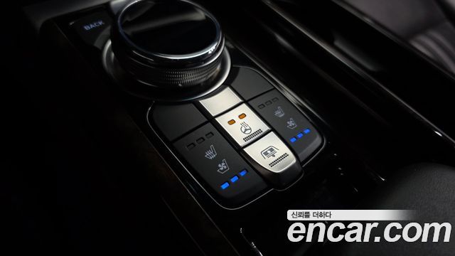 Genesis EQ900 2018 — photo 29