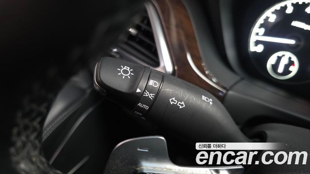 Genesis EQ900 2018 — photo 36