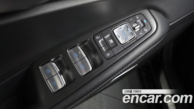 Genesis EQ900 2018 — photo 37