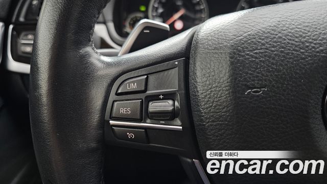 BMW 5-Series 2016 — photo 27
