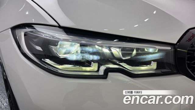 BMW 3-Series 2022 — photo 8
