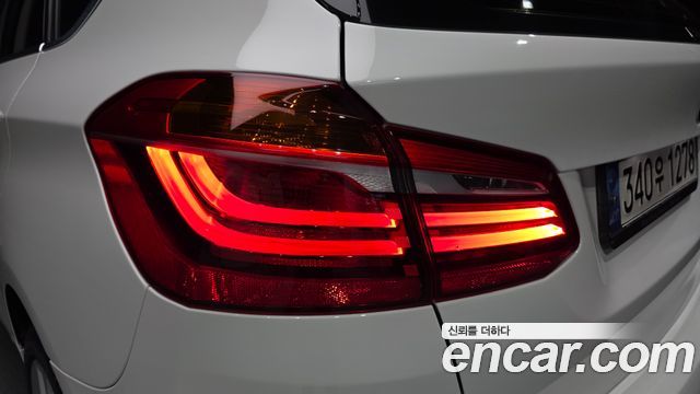 BMW 2-Series 2021 — photo 9