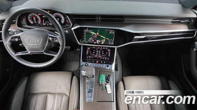 Audi A7 2022 — photo 10