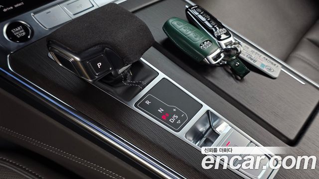 Audi A7 2022 — photo 12