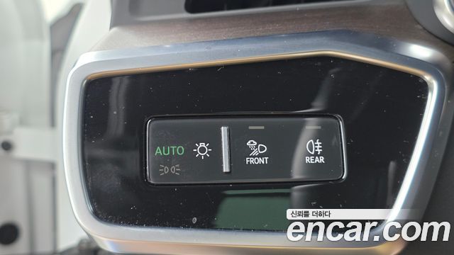Audi A7 2022 — photo 20