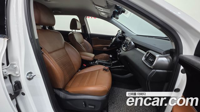 Kia Sorento 2019 — photo 13