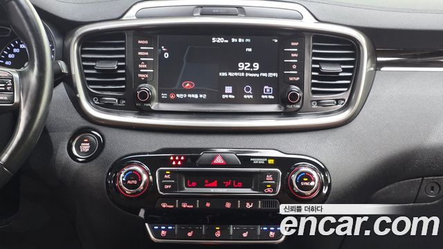 Kia Sorento 2019 — photo 23