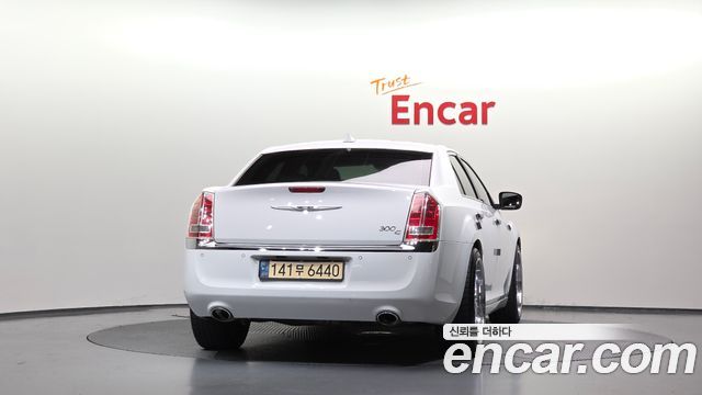 Chrysler 300C 2014 — photo 4