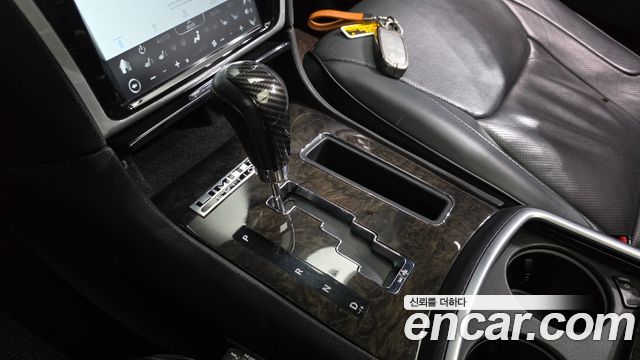 Chrysler 300C 2014 — photo 9