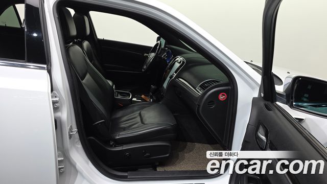 Chrysler 300C 2014 — photo 11