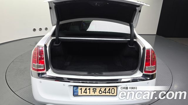 Chrysler 300C 2014 — photo 20