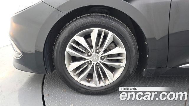 Hyundai Grandeur 2017 — photo 5
