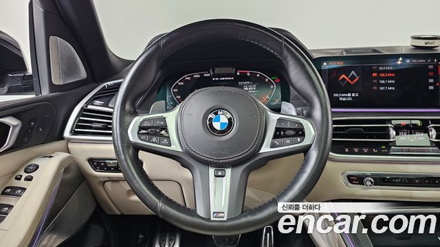 BMW X5 2020 — photo 13