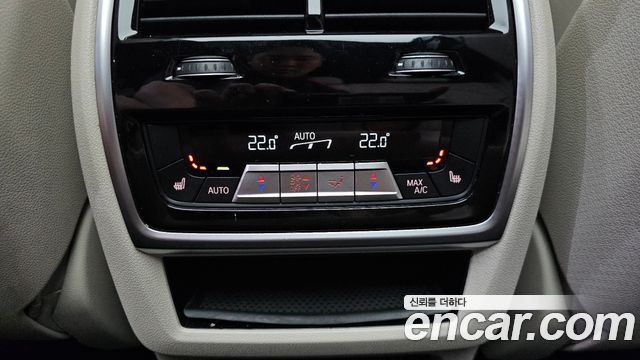 BMW X5 2020 — photo 18