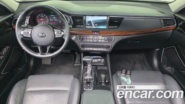 Kia K7 2017 — photo 10