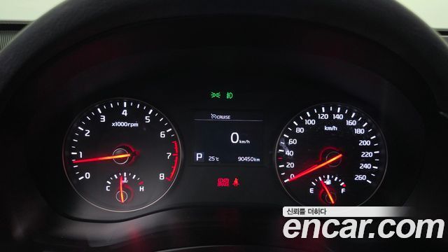 Kia K7 2017 — photo 11
