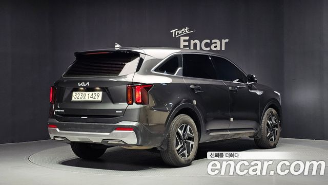 Kia Sorento 2024 — photo 2