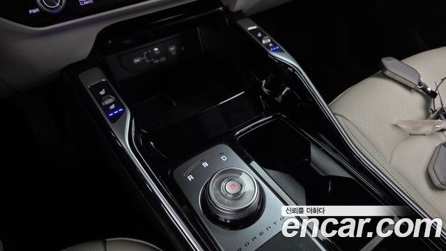 Kia Sorento 2024 — photo 12