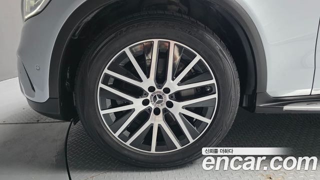 Mercedes-Benz GLC-Class 2021 — photo 5