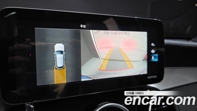Mercedes-Benz GLC-Class 2021 — photo 21