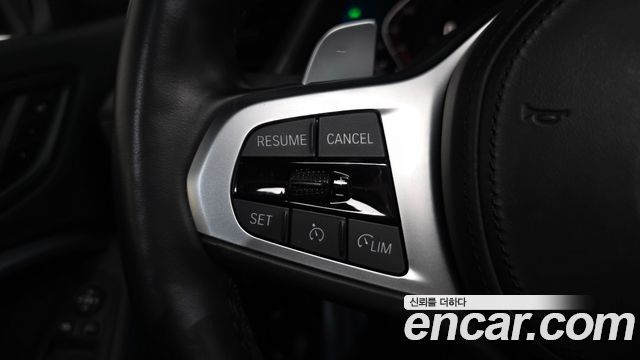 BMW 1-Series 2023 — photo 24