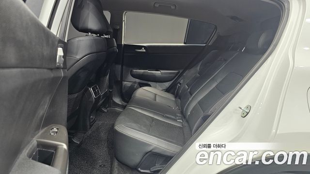 Kia Sportage 2019 — photo 18