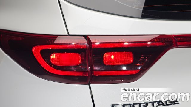 Kia Sportage 2019 — photo 9