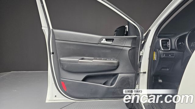 Kia Sportage 2019 — photo 14