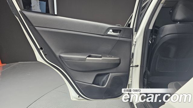 Kia Sportage 2019 — photo 15