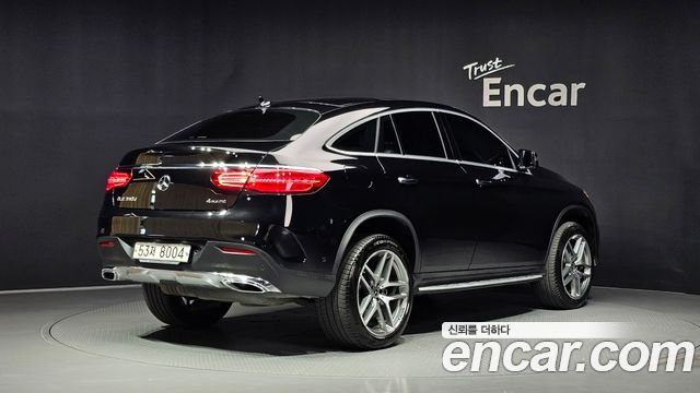 Mercedes-Benz GLE-Class 2017 — photo 2