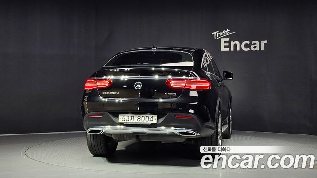 Mercedes-Benz GLE-Class 2017 — photo 4