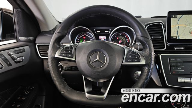 Mercedes-Benz GLE-Class 2017 — photo 13