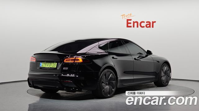 Tesla Model S 2026 — photo 2
