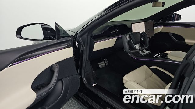 Tesla Model S 2026 — photo 11