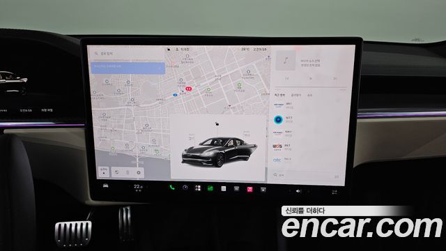 Tesla Model S 2026 — photo 14