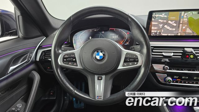BMW 5-Series 2023 — photo 19