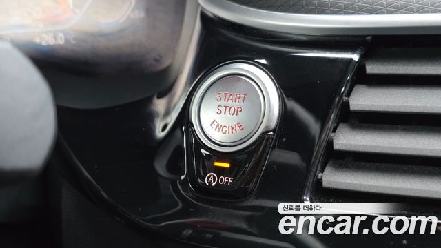 BMW 5-Series 2023 — photo 25