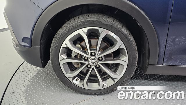KG_Mobility_Ssangyong TIBOLI 2017 — photo 5