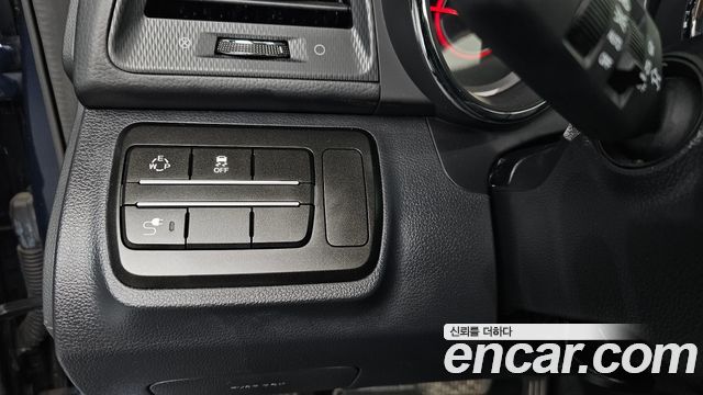 KG_Mobility_Ssangyong TIBOLI 2017 — photo 29