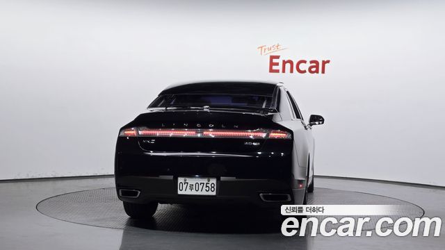 Lincoln MKZ 2016 — photo 4