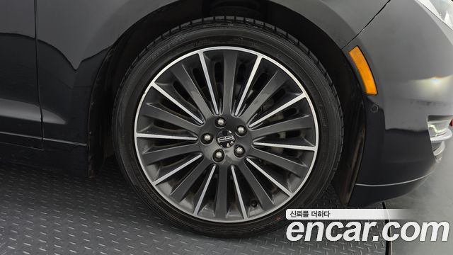 Lincoln MKZ 2016 — photo 7