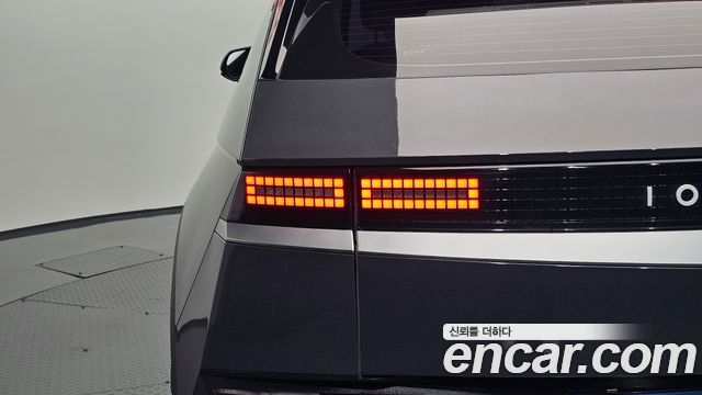 Hyundai Ioniq5 2023 — photo 9
