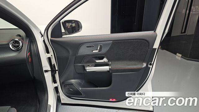 Mercedes-Benz EQA 2026 — photo 14